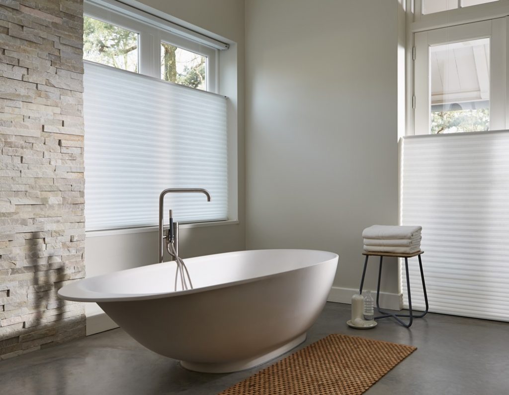 Bathroom blinds – the newest trend! – TopsDecor.com