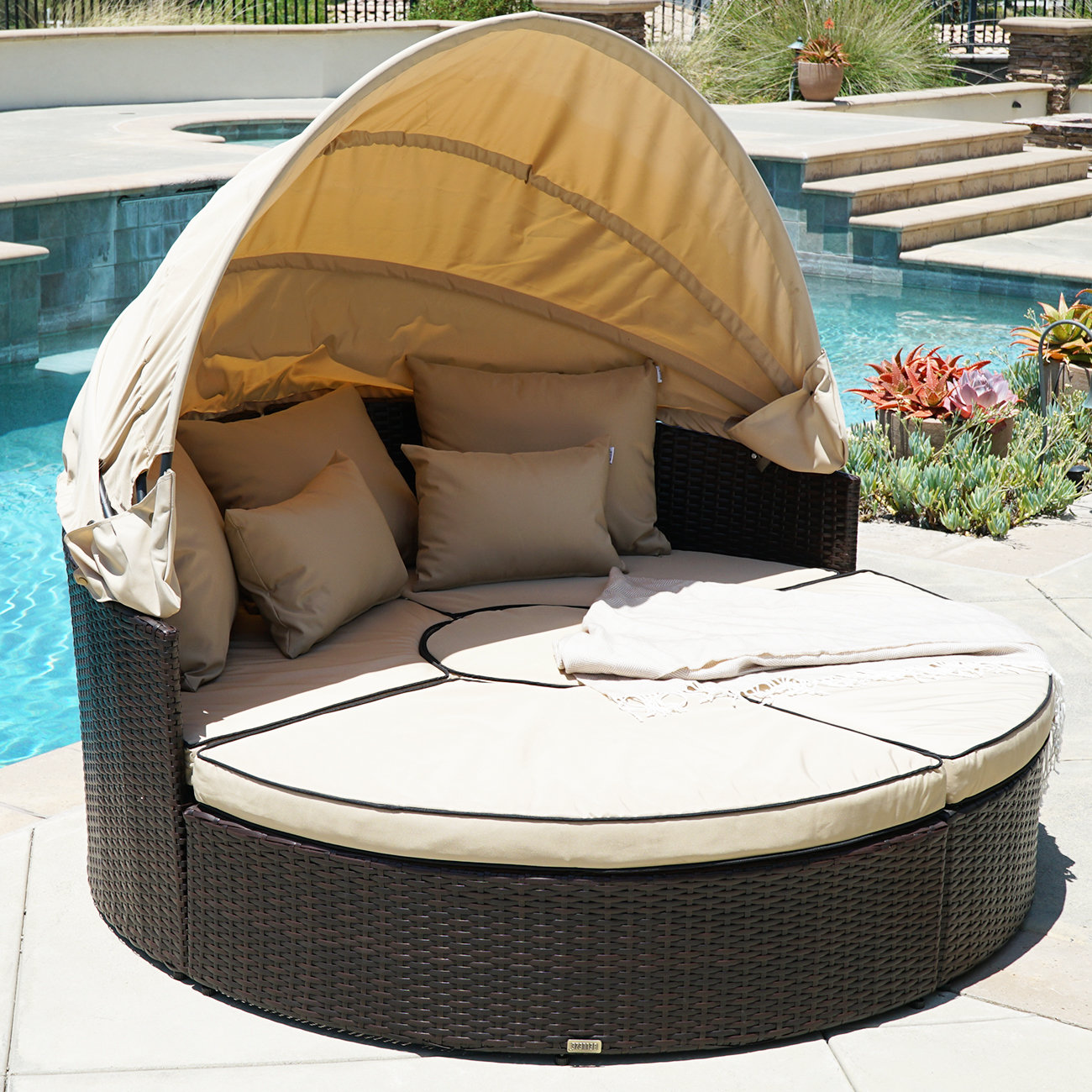 outdoor daybed  71