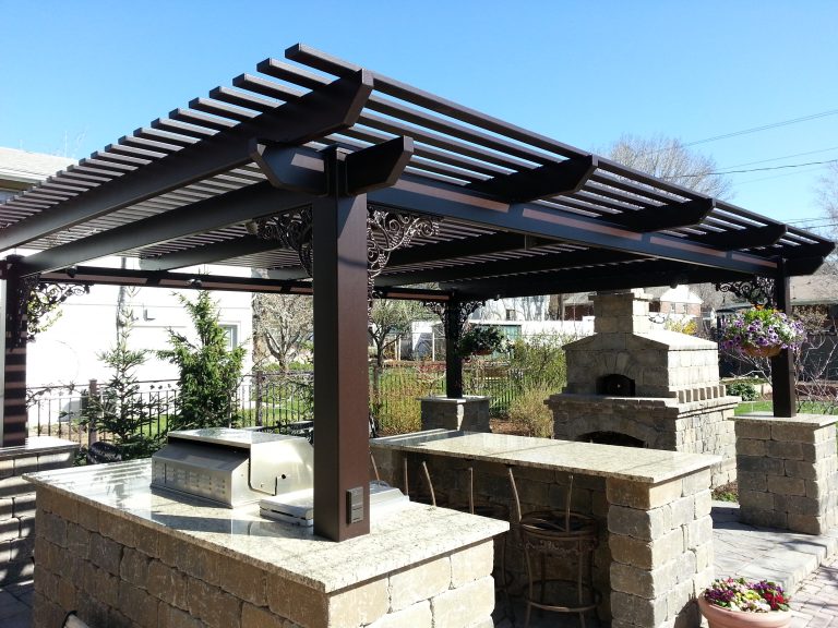 Choose Steel Pergolas To Give A New Looks