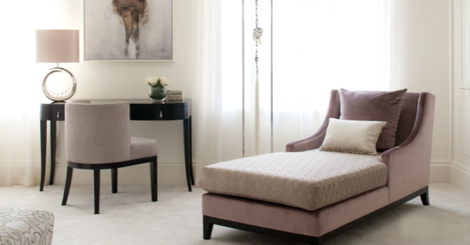 Glamorous Bedroom Chairs That Will Set Up Your Room
