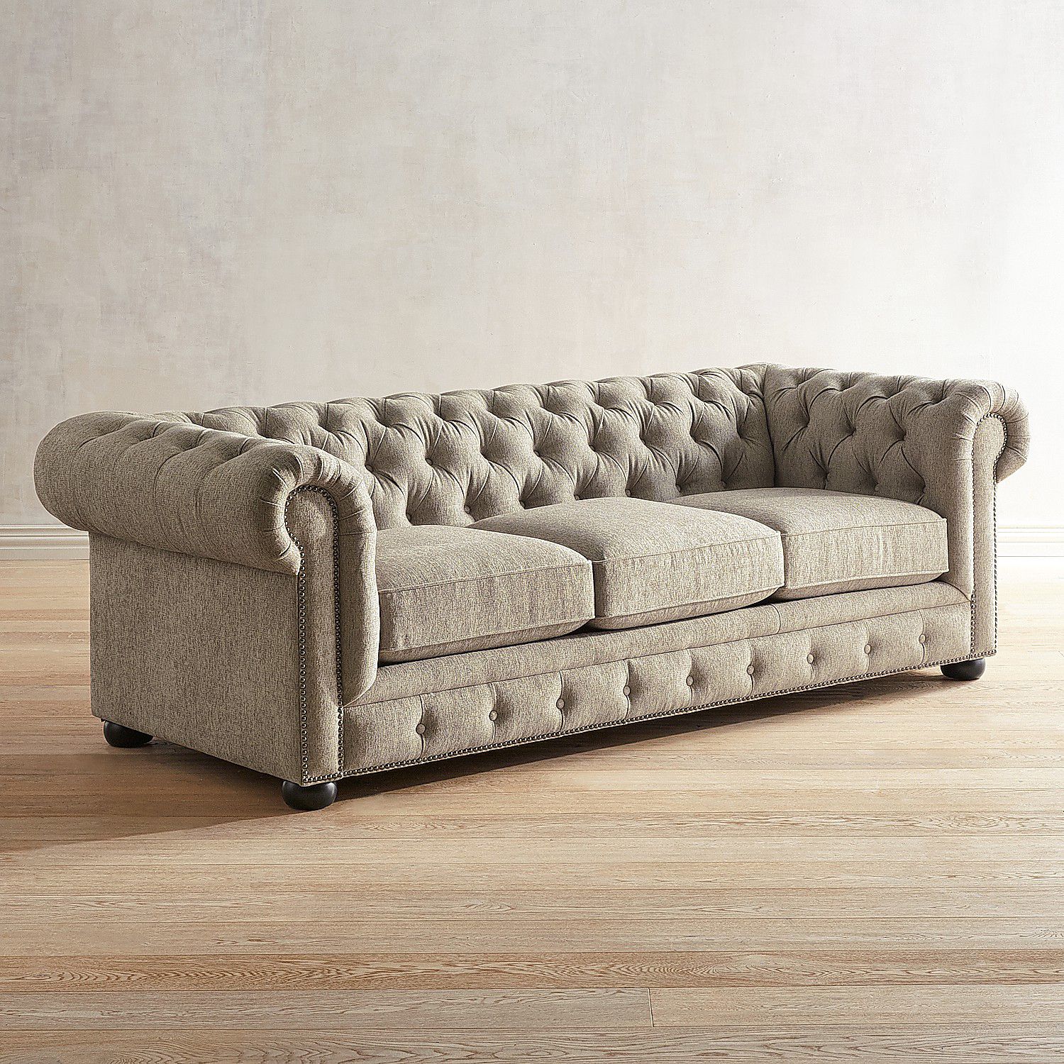 How to buy a chesterfield
sofa?