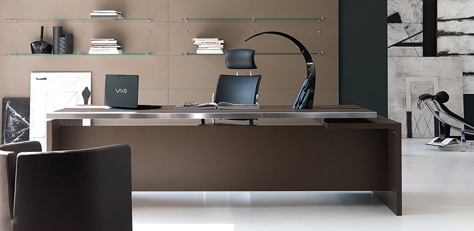 Modern Italian executive office desks Athos by IVM