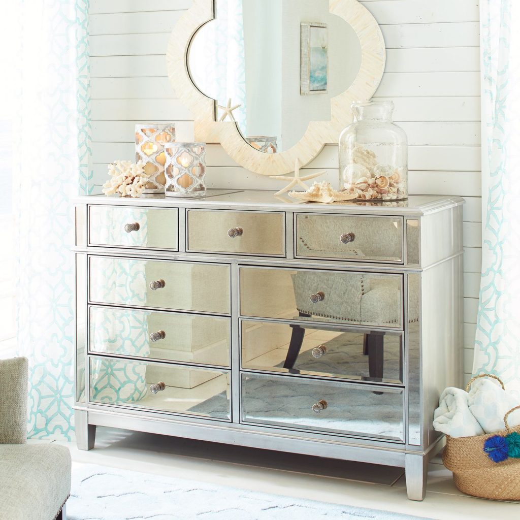 Choosing An Mirrored Dresser For Your Room 9509