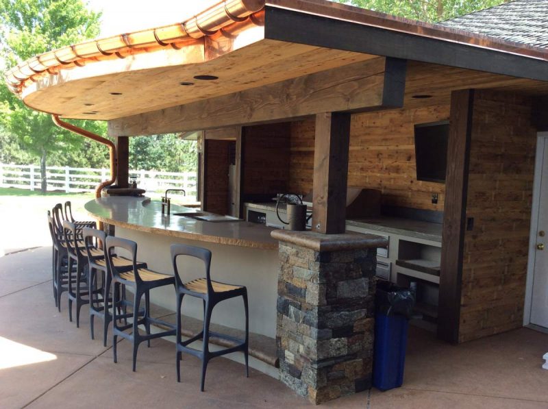 Designing an Outdoor Kitchen: The