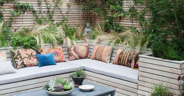 10 Outdoor Seating Ideas To Sit Back And Relax On This Summer