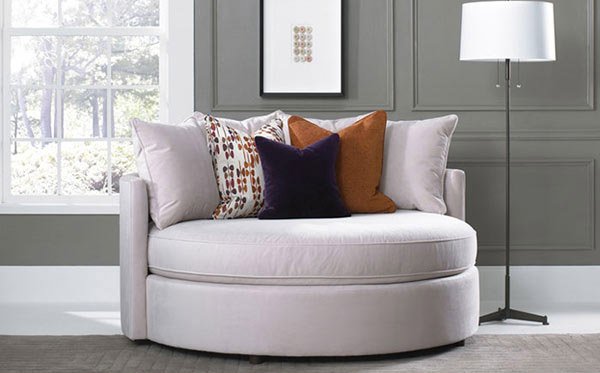 Best Oversized Reading Chair For Your Living Room Chiavari Chair