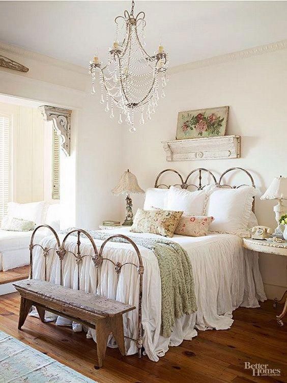 Vintage Shabby Chic Bedroom Furniture and Beddings. #shabbychic