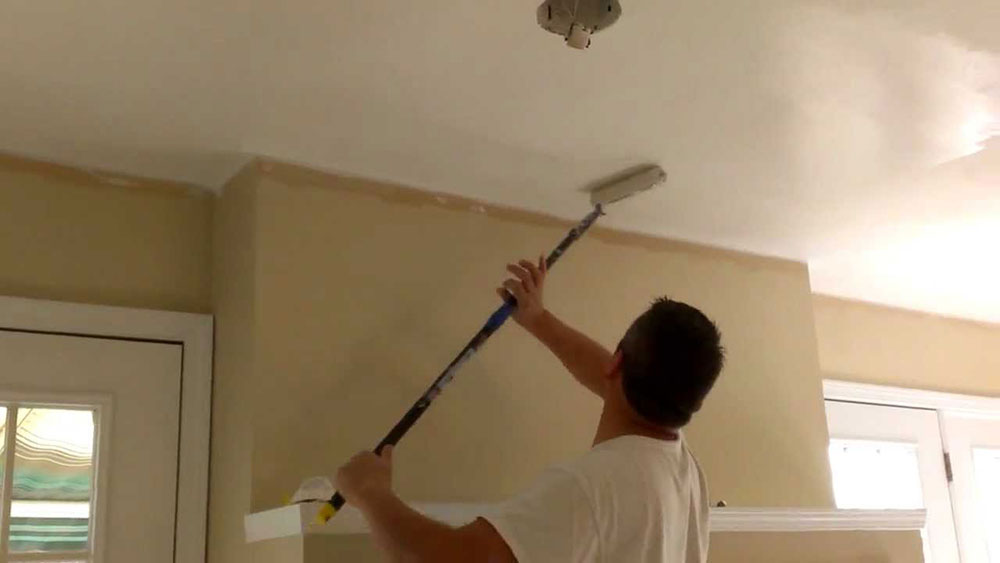 Paint roller2 How to structure a ceiling using these techniques