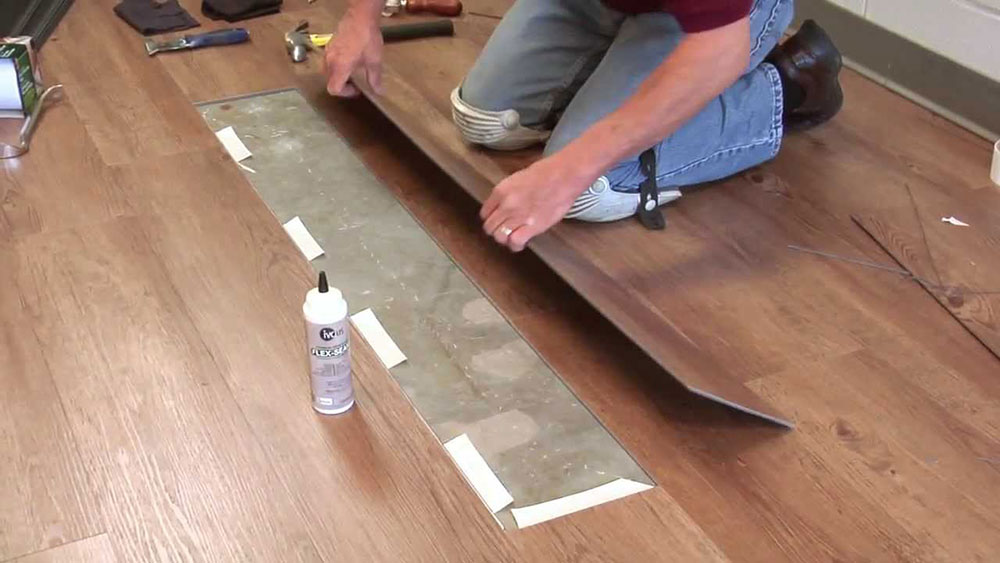 Floor adhesive How to attach a wet laminate floor and avoid damage