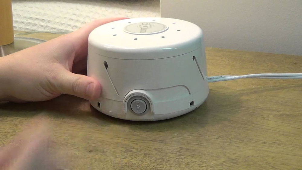 White noise machine How to soundproof thin walls (quick guide)