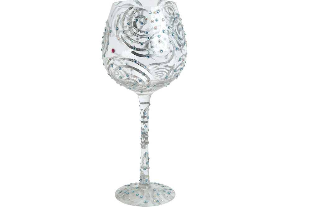 t5-8 Unique wine glasses that you can use in your dining room for your guests