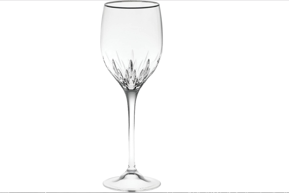 t5-11 Unique wine glasses that you can use in your dining room for your guests