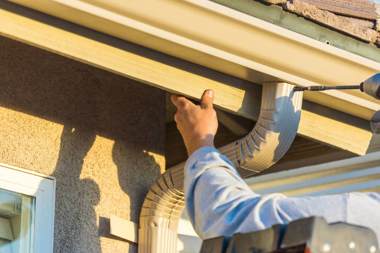 gutter1 How much do seamless gutters cost?  What you should expect