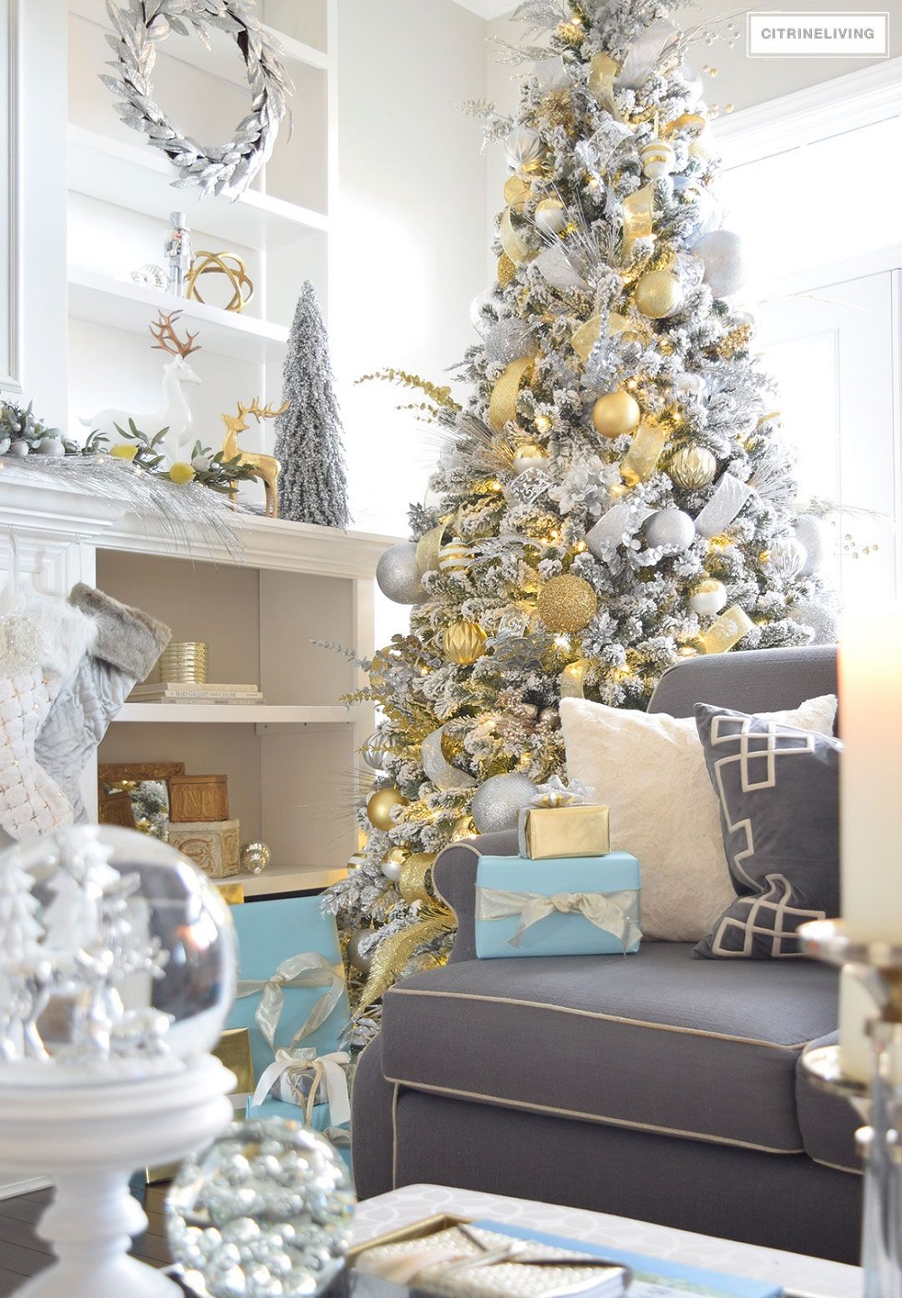 t3-149 Christmas decoration in the living room that you have to try during the holiday season