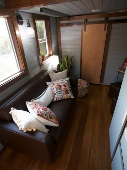 9 things you should know about Tiny House
Living