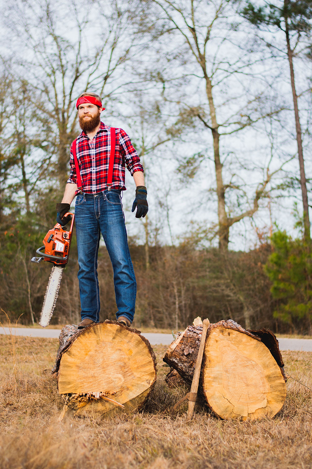 abby-savage-fqsT_W5JwSc-unsplash The importance of product reviews when choosing the best cordless chainsaw