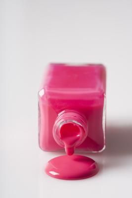 How to Get Nail Polish Off Walls | Nail polish stain, Fingernail .