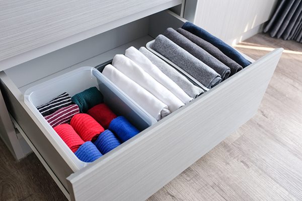 Using The Marie Kondo Method to Organize Your Move | Quick Moving .