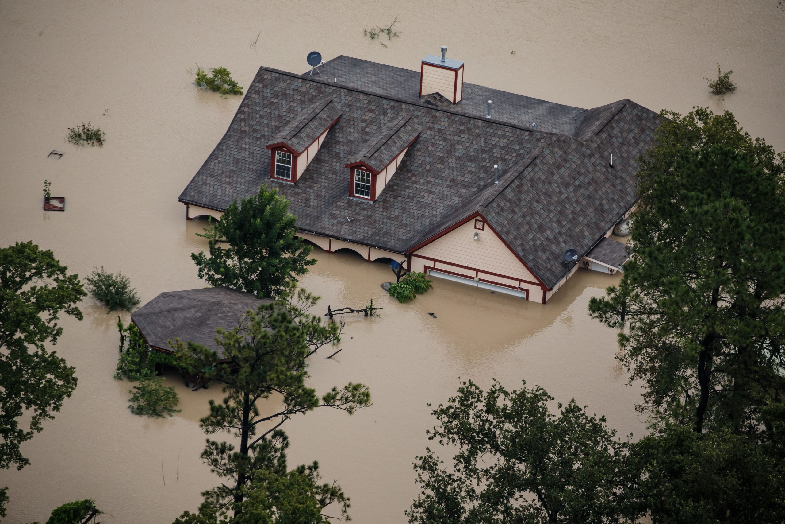 New to floods?  Here’s what the owner of an underwater home
should do