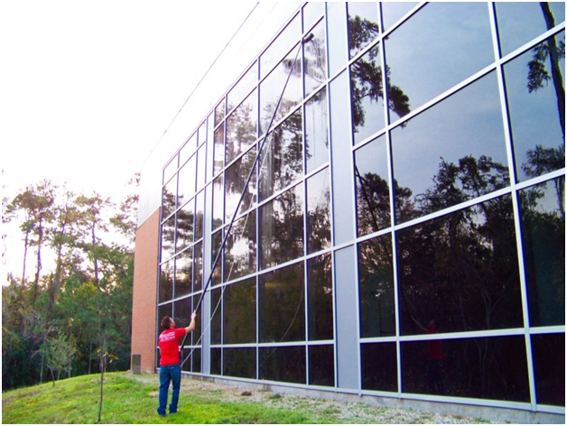 Window Cleaning: Benefits of Hiring a Commercial Window Cleaning .