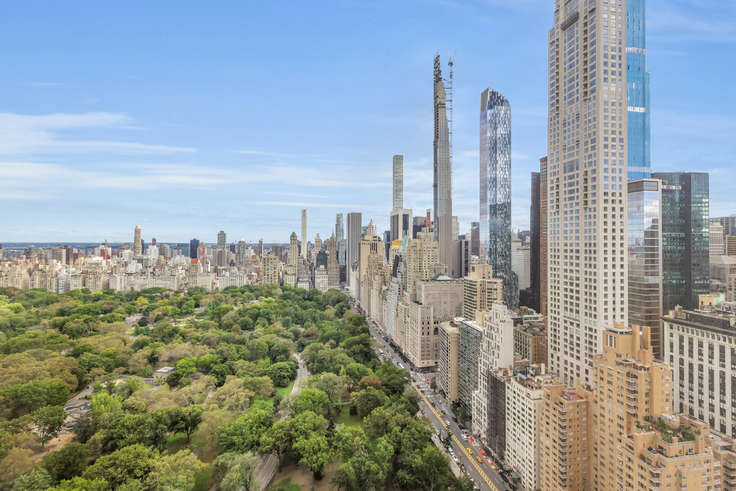 NYC's top 20 most prestigious condos and amazing homes inside them .