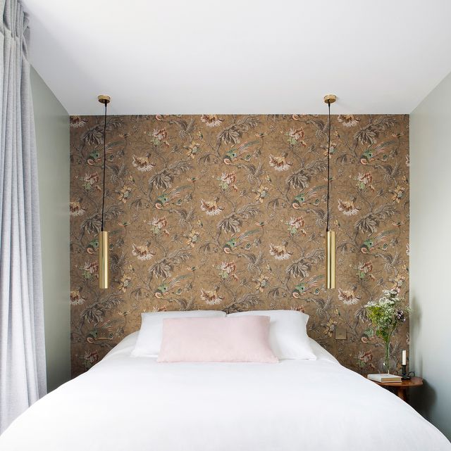 27 Bold Bedroom Wallpaper Ideas We Love - Timeless Bedroom .