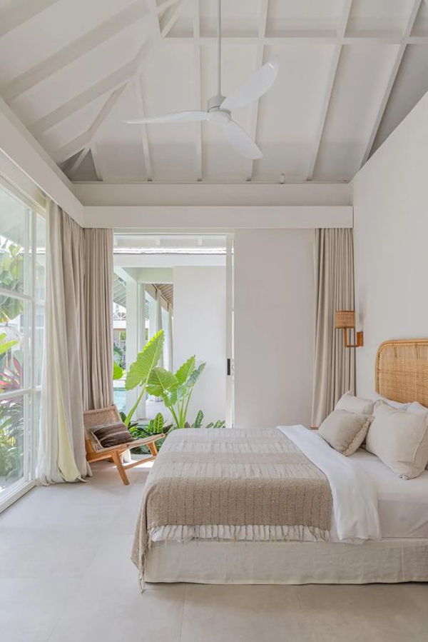 Indoor outdoor bedroom villa design