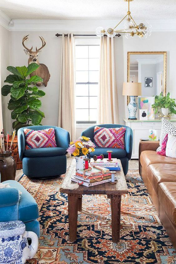 bright, eclectic living room decoration