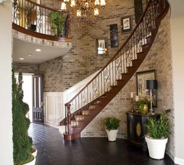 Vintage stairs in the mansion 