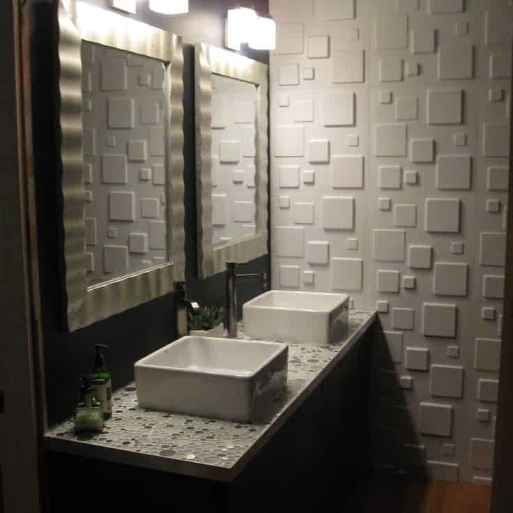 White textured wall paneling in the bathroom 