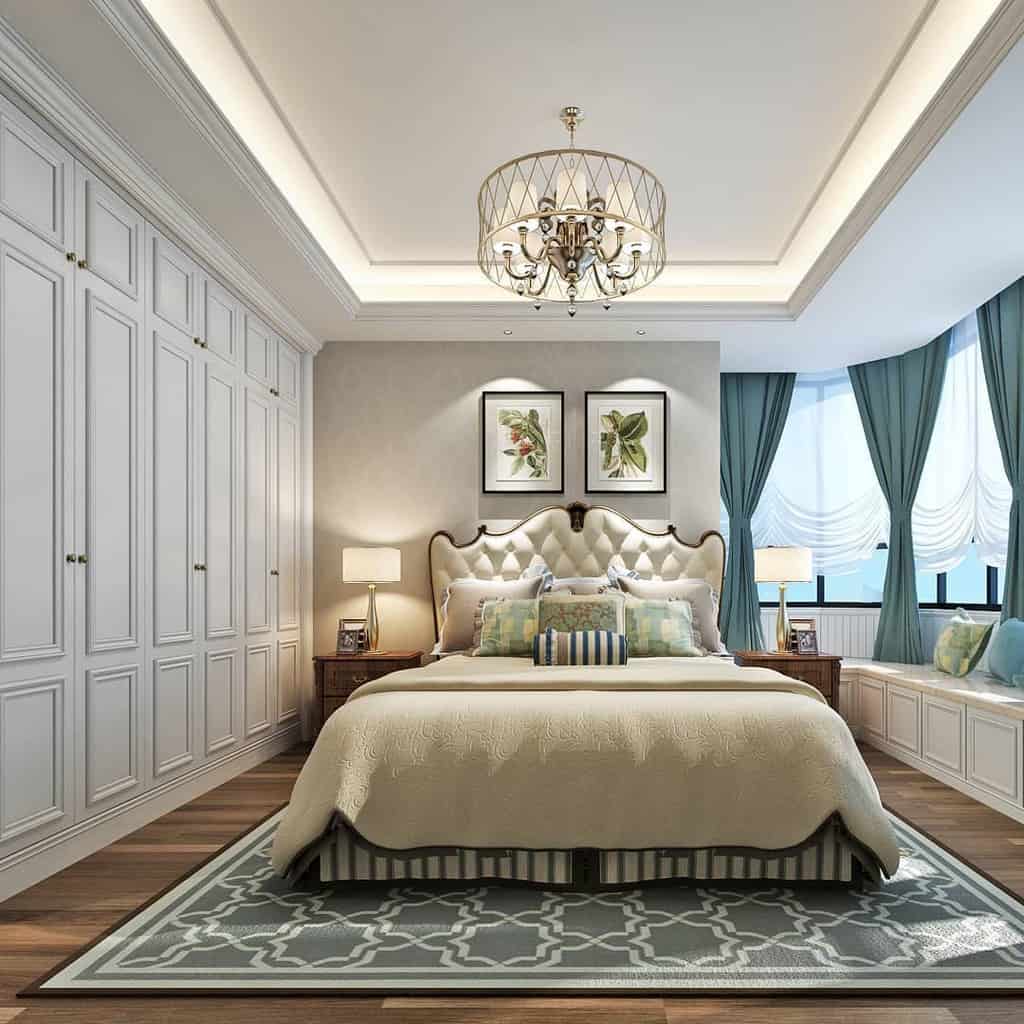 Luxurious country house style bedroom 