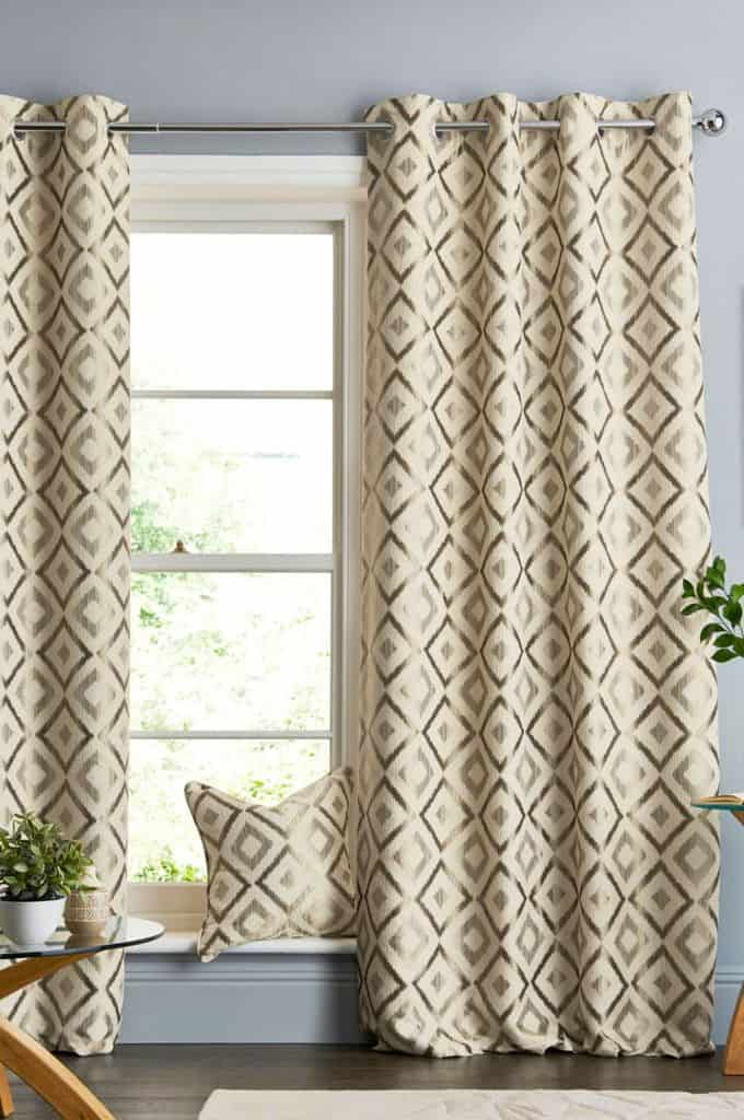 Living room curtains with pattern 