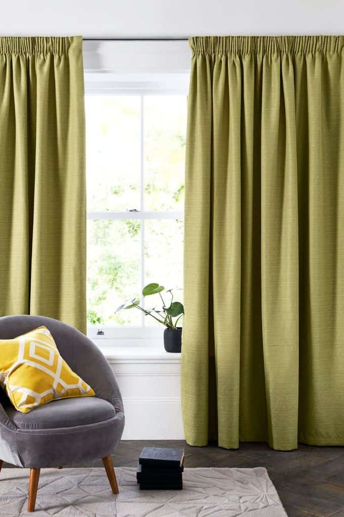 Green curtains in the living room 