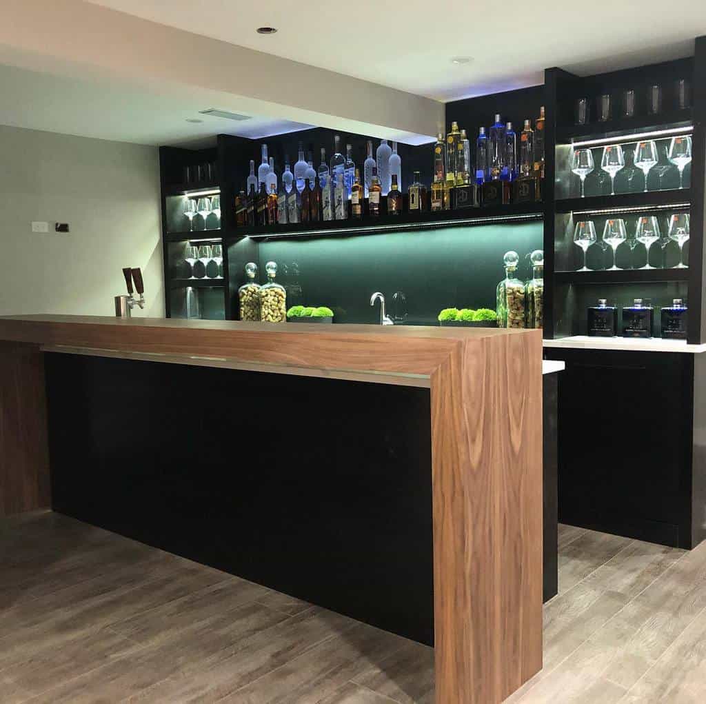 Wall-mounted liquor cabinet