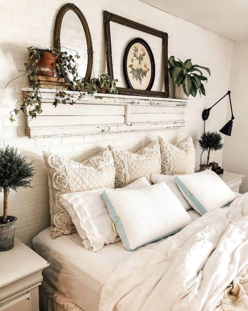 Rustic bedroom decoration with wall shelf 