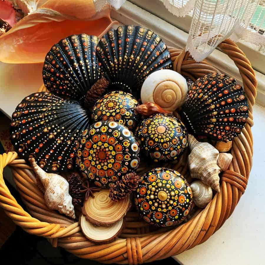 Mussels in a wicker basket