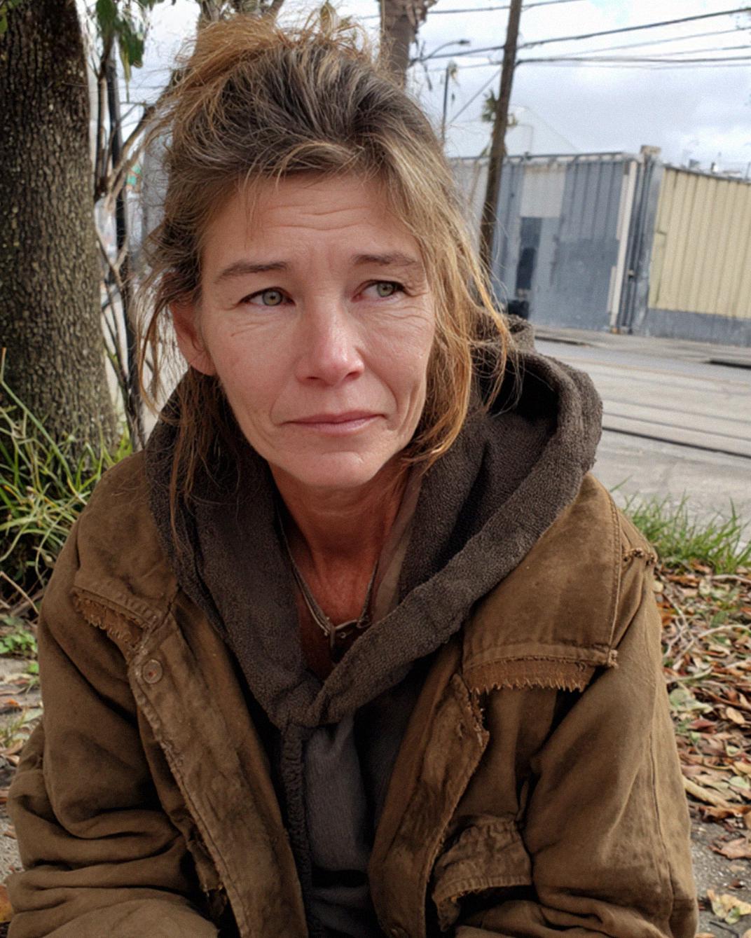I Gave My Jacket to a Homeless Woman on Thanksgiving — Two Years Later She Returned with a Black Backpack That Transformed My Life