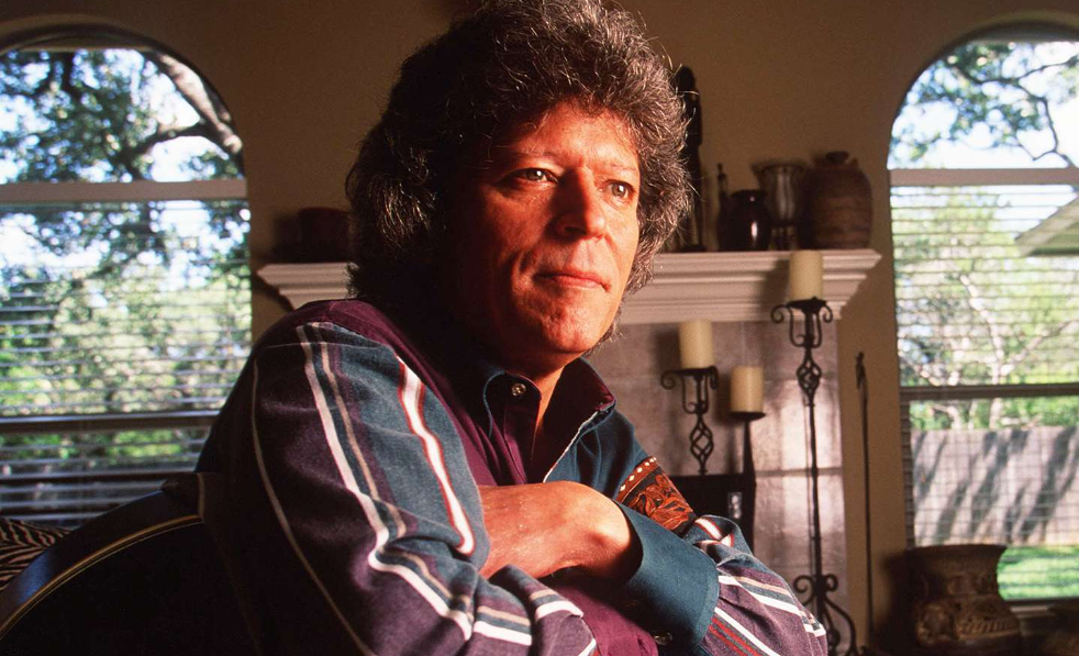 1970s Country Music Icon Passes Away at 73, Leaving Behind a Timeless Legacy