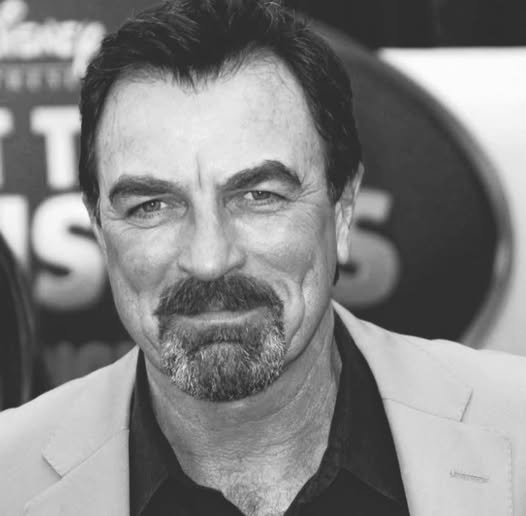 Tom Selleck Health Update: How the Veteran Star Stays Strong on Blue Bloods