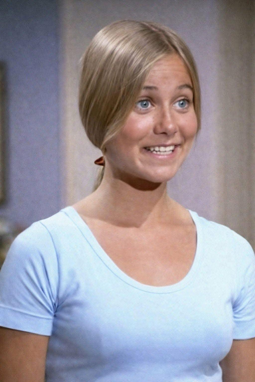 Marcia Brady’s Classic Style Moment Continues to Spark Conversation