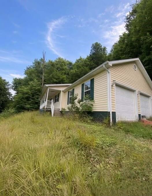 Comfortable Single-Level Home Surrounded by Scenic West Virginia Views