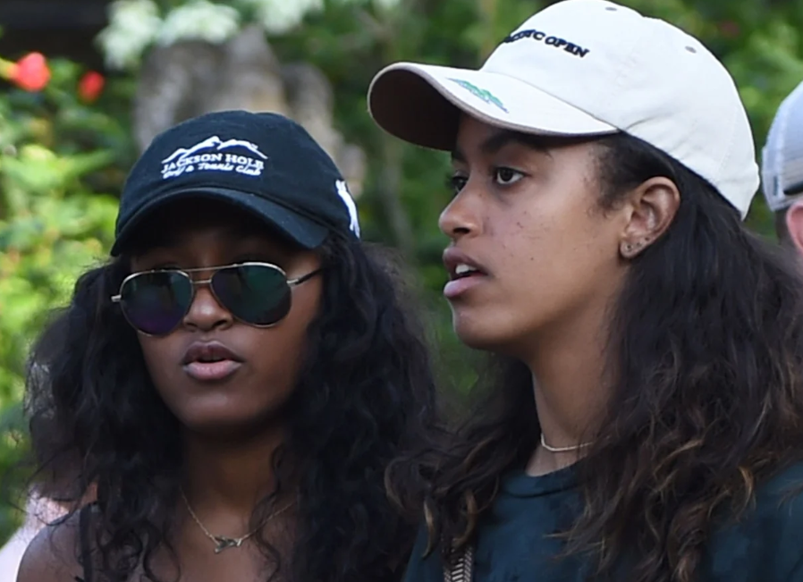 What People Are Saying About Malia Obama’s Appearance in Los Angeles
