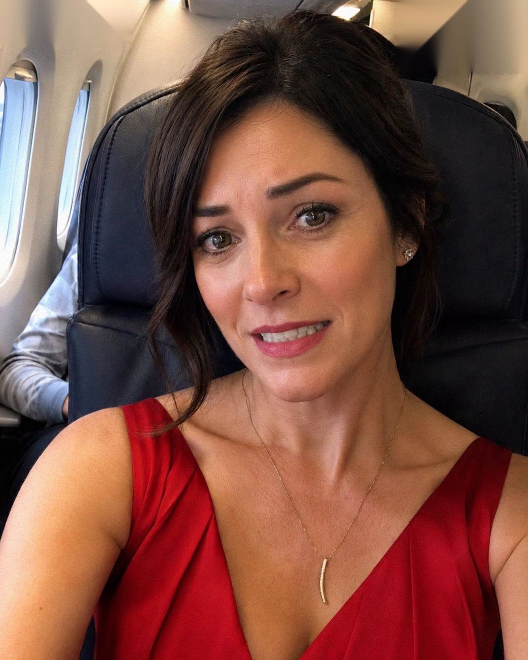 I Surprised My Pilot Husband on Our Anniversary Flight, but an Unexpected Announcement Changed Everything
