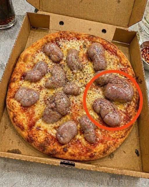 I Thought I Was Just Ordering Dinner, but the Delivery Changed My Night