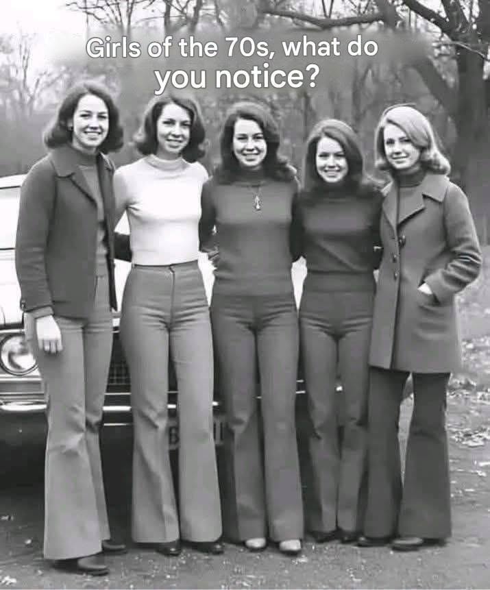 Girls in the 1970s: What Detail Do You Notice First in This Vintage Photo?