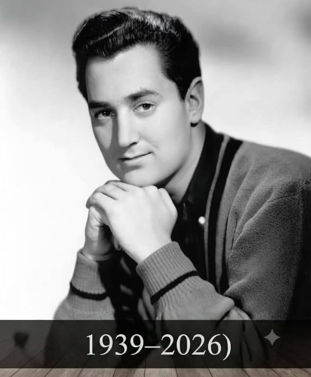 Iconic Singer-Songwriter Passes Away at 86 After Decades in the Music Industry