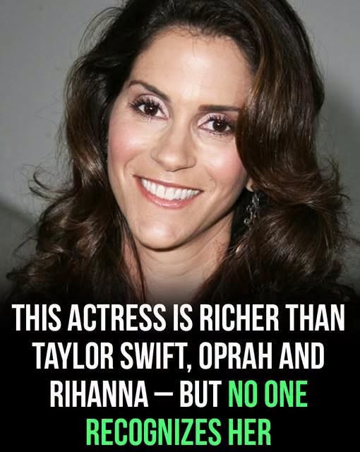 Jami Gertz: From Hollywood Actress to Billion-Dollar Family Fortune and Philanthropy